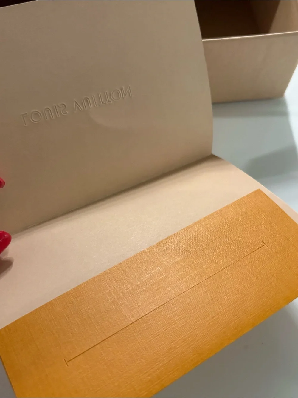 Louis Vuitton zippy wallet Medium small gift box